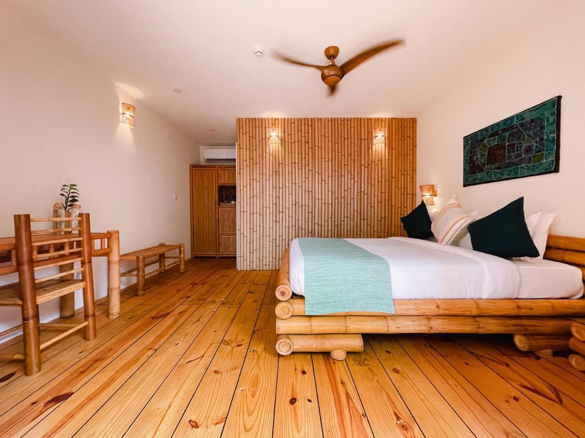 Готель Ecoboo Maldives Thinadhoo  Екстер'єр фото