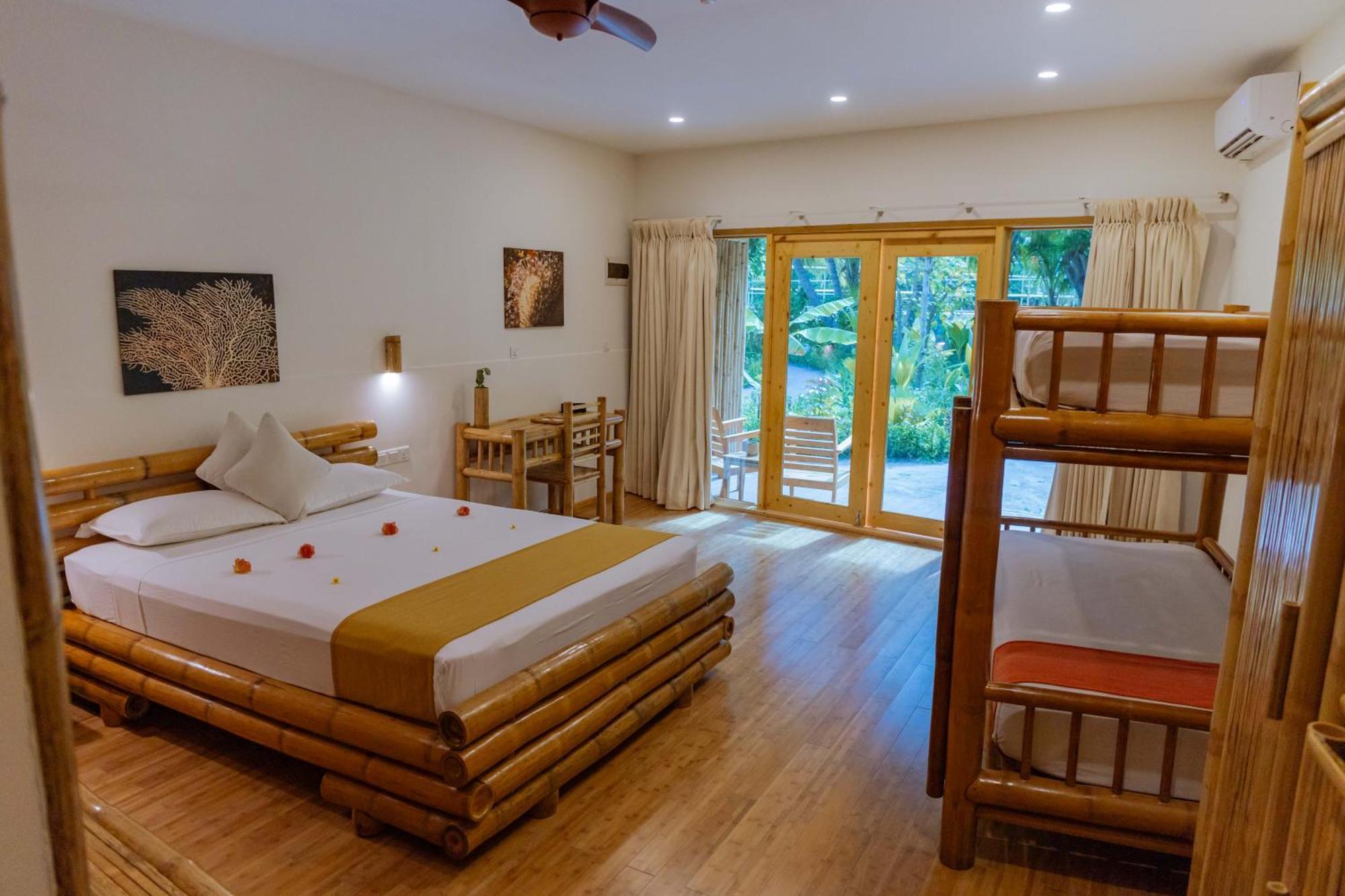 Готель Ecoboo Maldives Thinadhoo  Екстер'єр фото