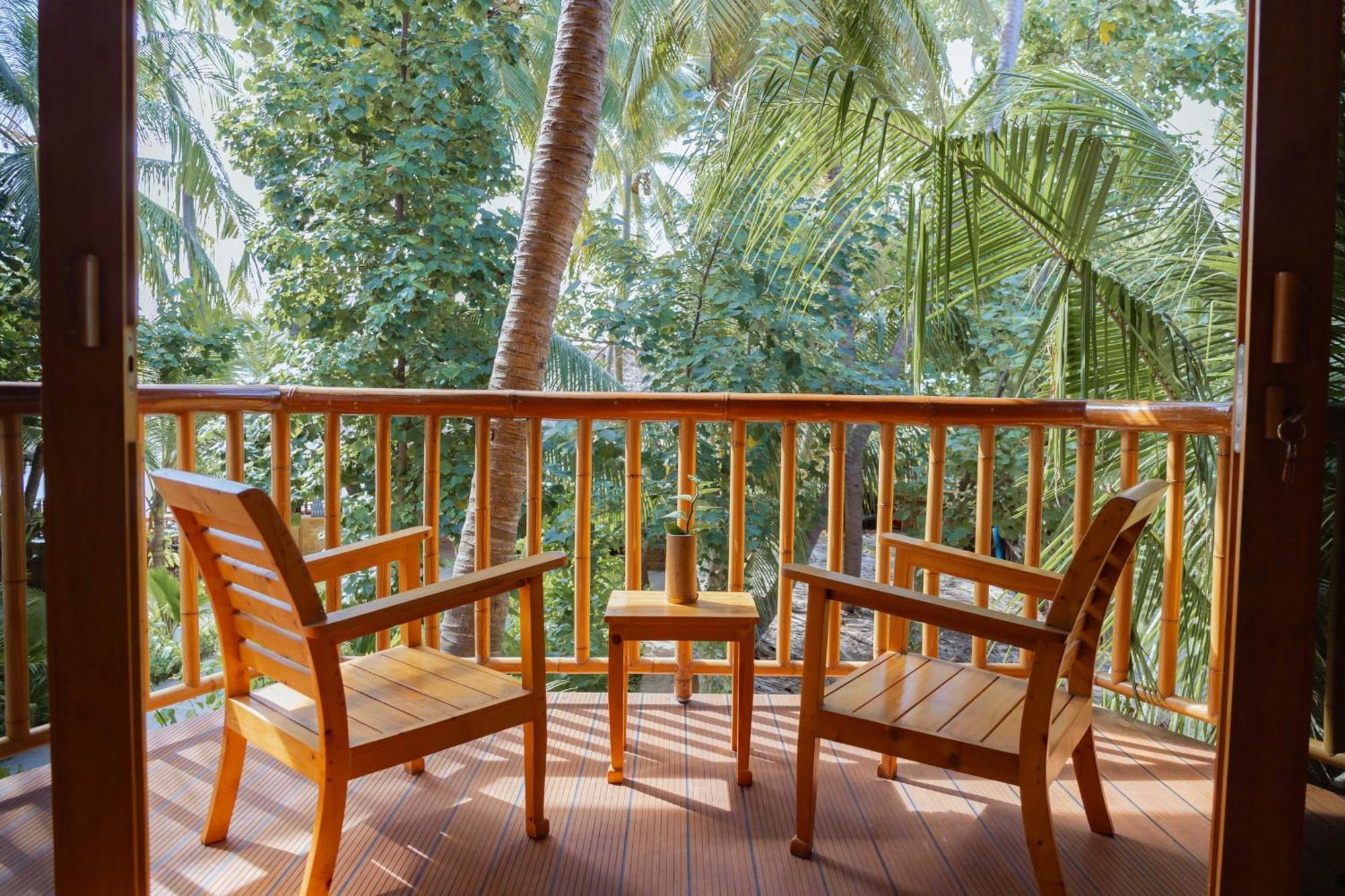 Готель Ecoboo Maldives Thinadhoo  Екстер'єр фото
