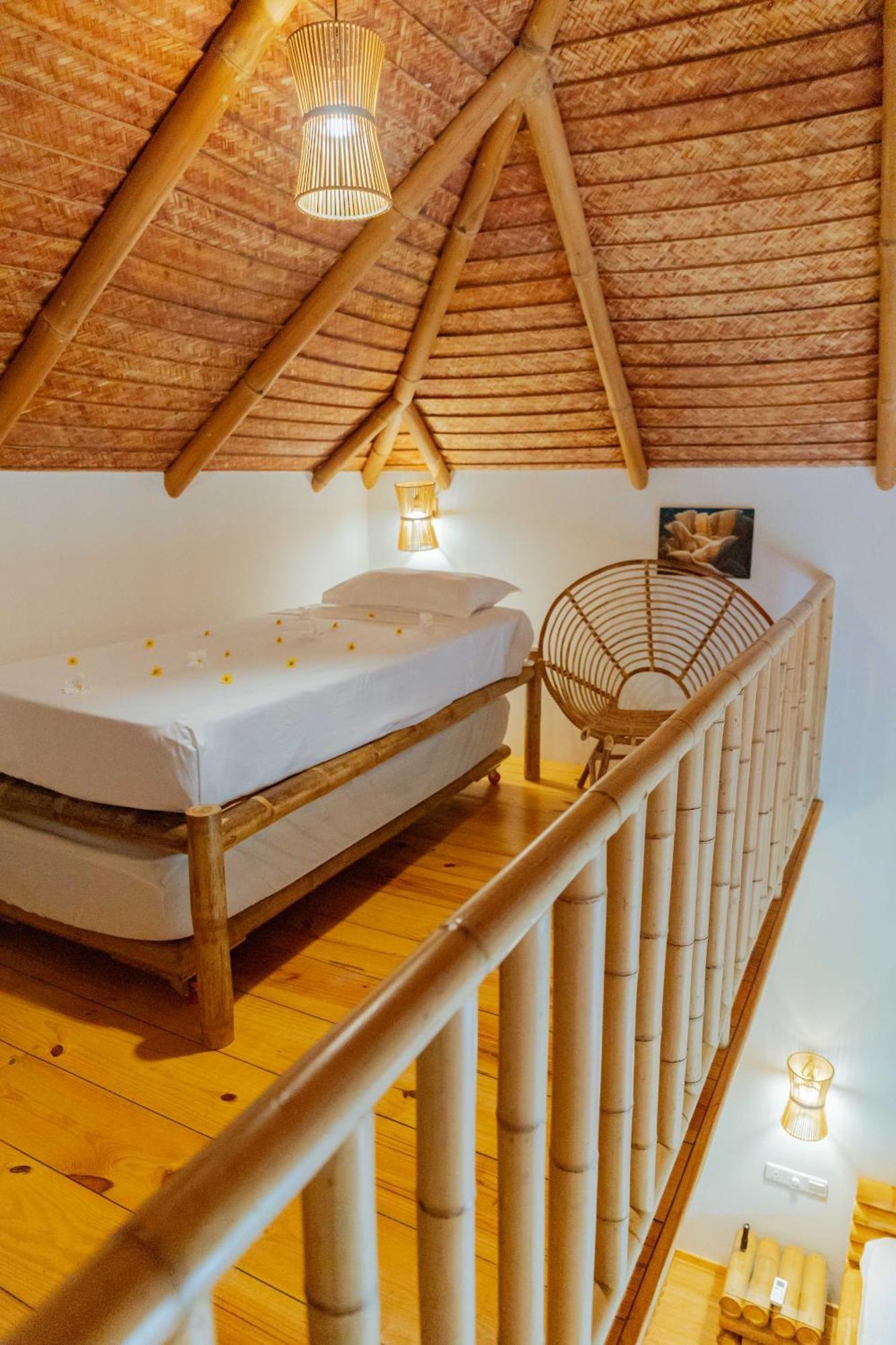 Готель Ecoboo Maldives Thinadhoo  Екстер'єр фото